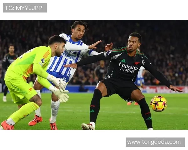 国王杯激战曼城大胜波尔图红牌事件引发全场热议与争议