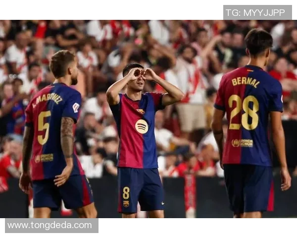 德甲惊天冷门多特蒙德狂胜巴萨4-0全场沸腾绝杀瞬间回顾