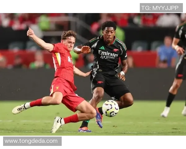 西甲激战：多特蒙德逆转利物浦6-2补时绝杀引发全场狂欢