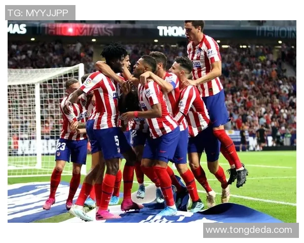 西甲精彩对决那不勒斯与曼联战成平局赛后点评引发热议