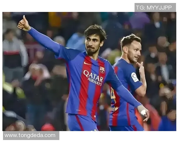 德甲激战拜仁大胜巴萨争议判罚引发全场热议