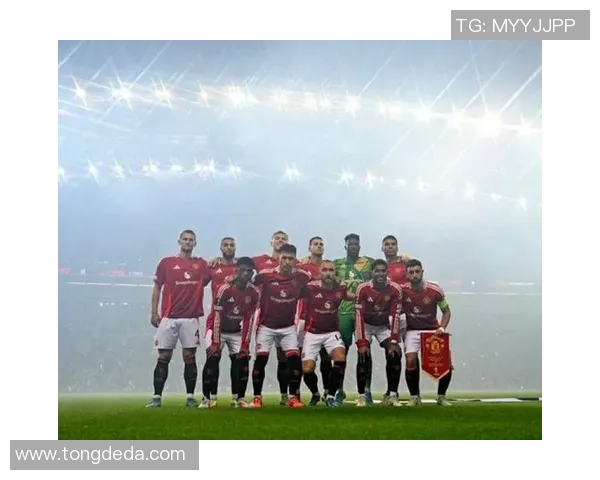 欧联杯曼联大胜波尔图6比2全场沸腾数据分析引发热议