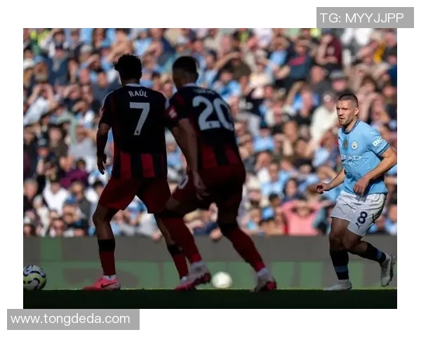 世界杯精彩对决拜仁5-0曼城绝杀瞬间引发全场狂欢数据分析