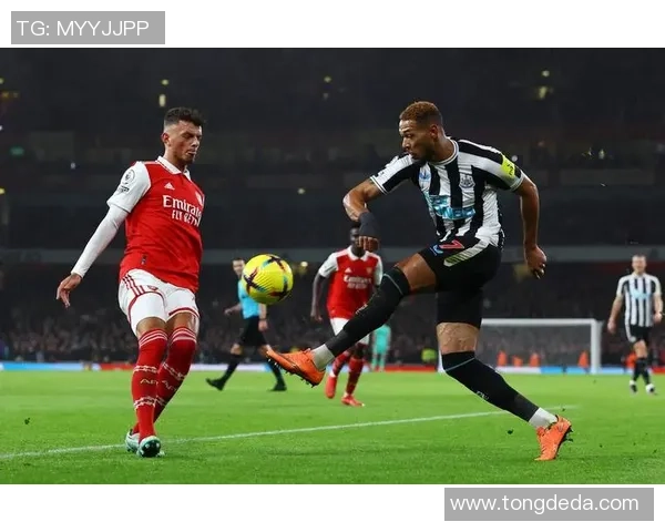 英超焦点战阿森纳与切尔西握手言和绝杀瞬间引发全场狂欢战术分析解读